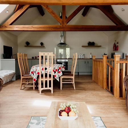 Вилла Finest Retreats - The Welsh Barn Аберистуит Экстерьер фото